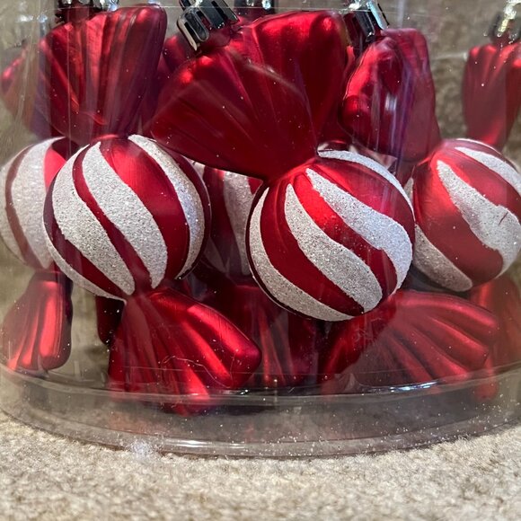 12 pc Red Glitter Wrapped Peppermint Candy Shatter Christmas Ornaments set New - Picture 2 of 2